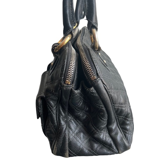 Marc Jacobs Blake Quilted Pebbled Leather Purse in Black with Gold Hardware - Picture 9 of 12